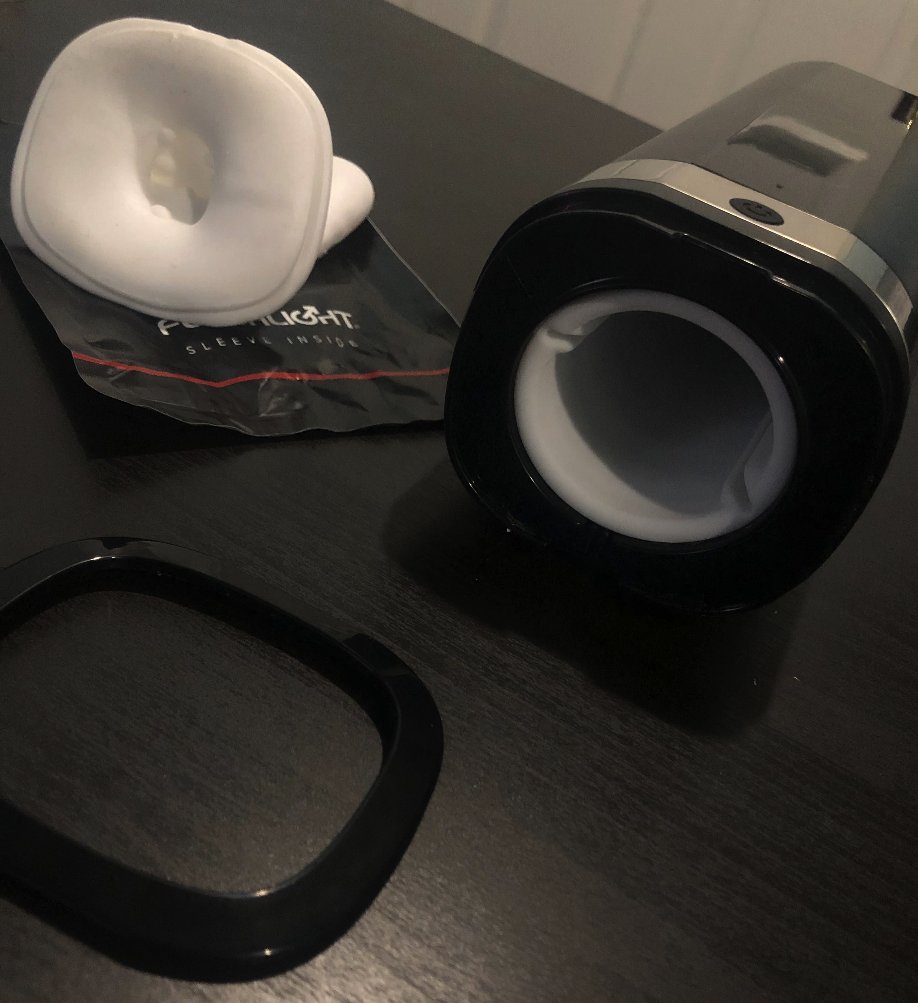 kiiroo-onyx-2-front-view-inside-e1552799260104